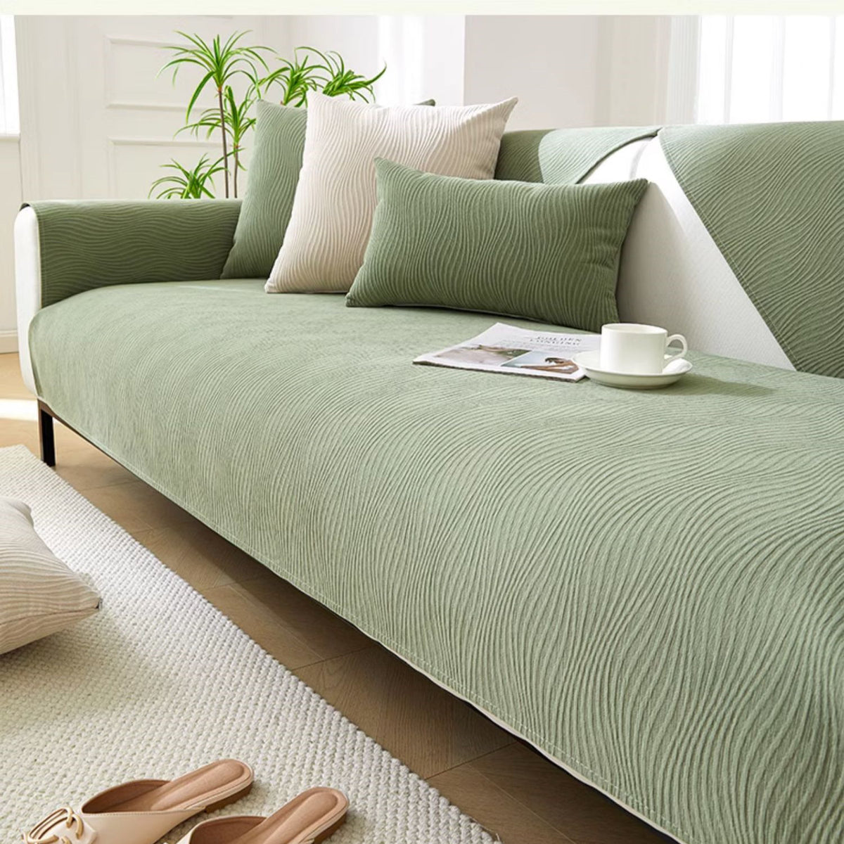 Four Seasons Universal Anti Slip Fabric Sofa Cover - Dark Grey / 110x110cm